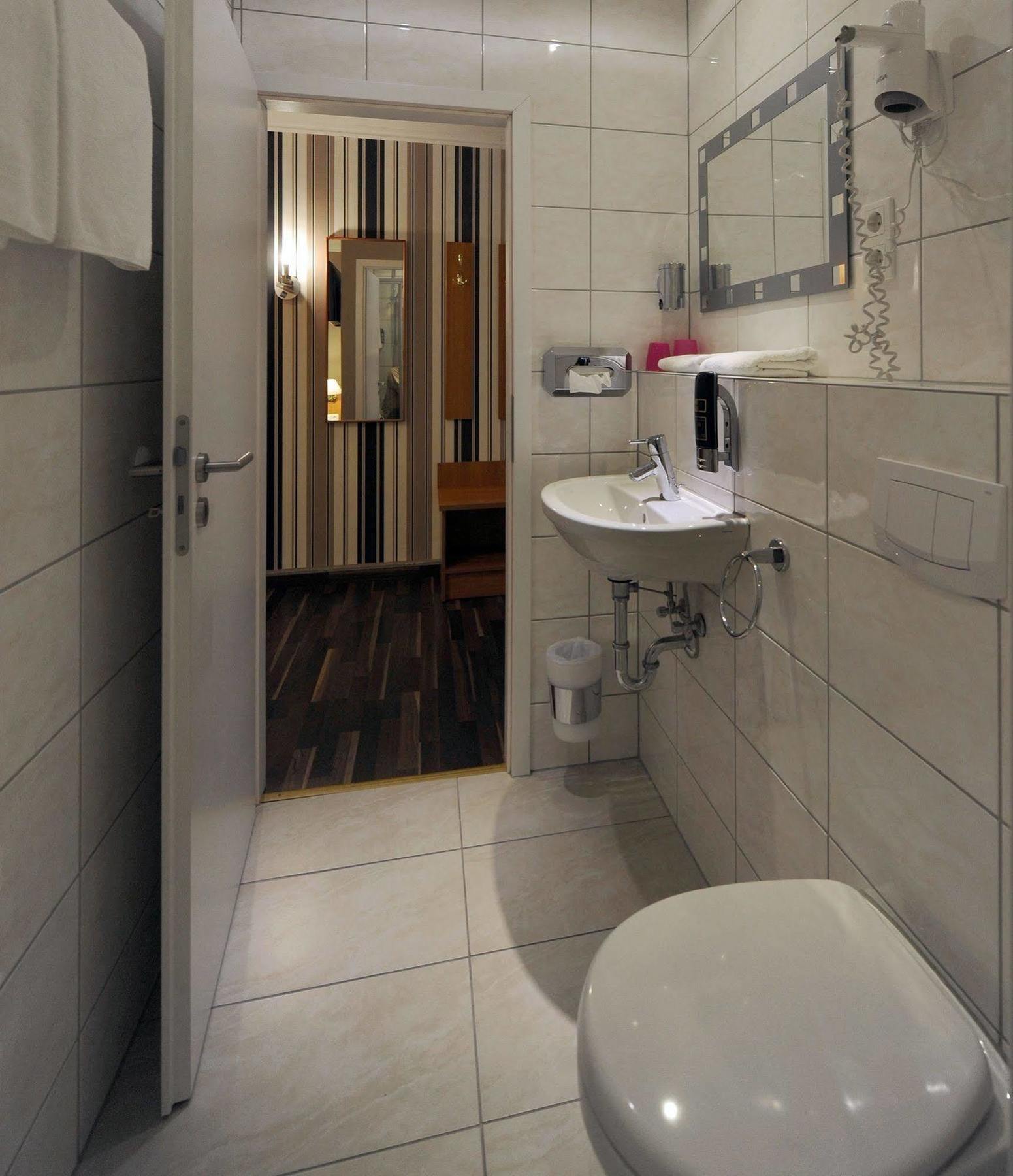 Fair Hotel Villa Diana Франкфурт-на-Майне Экстерьер фото